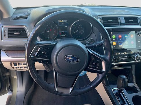 Used 2019 Subaru Outback 3.6R Limited image 11