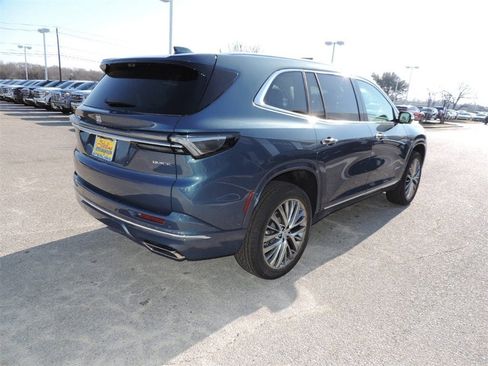 New 2026 Buick Enclave Avenir image 5