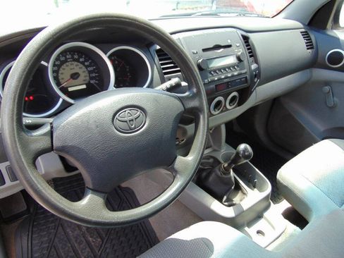 Used 2006 Toyota Tacoma 2WD Regular Cab w/ Enhancement Pkg image 21