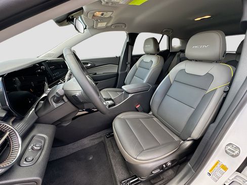 Used 2026 Chevrolet Trax ACTIV w/ Driver Confidence Package image 20