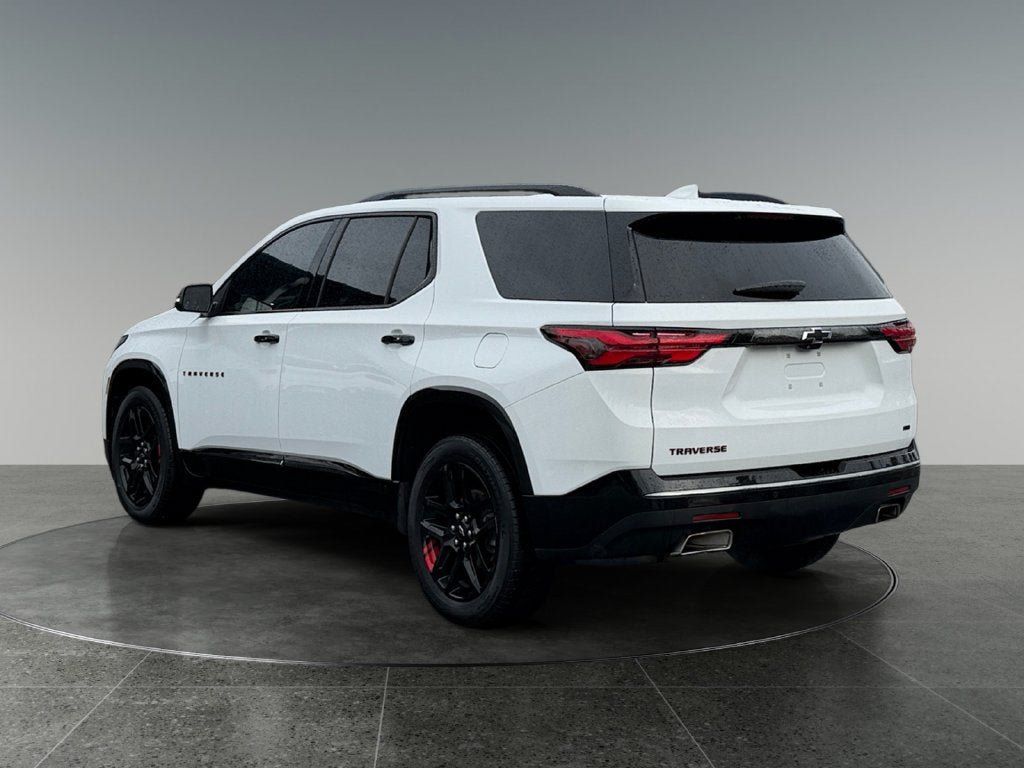 Certified 2023 Chevrolet Traverse Premier w/ Redline Edition AWD/4WD image 8
