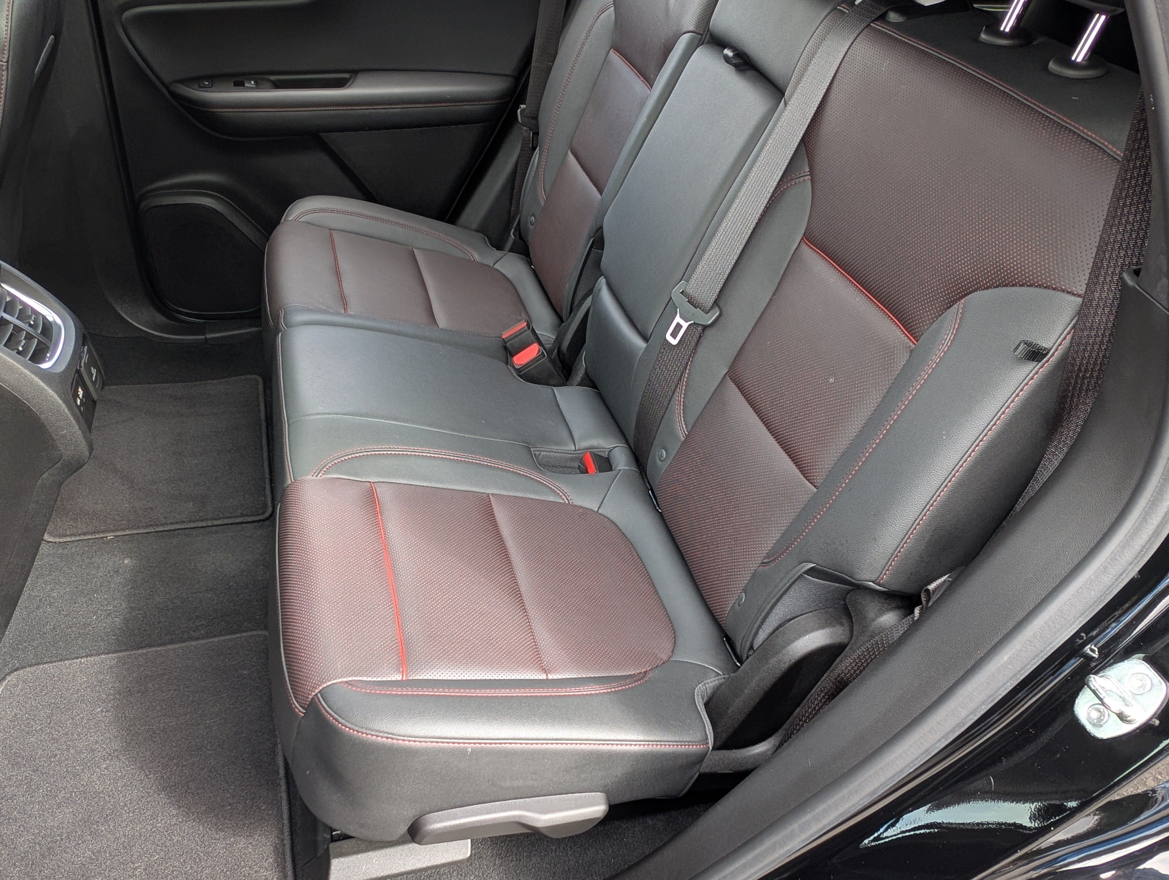 Used 2022 Chevrolet Blazer RS w/ Enhanced Convenience Package FWD image 18