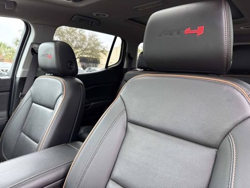 Used 2023 GMC Acadia AT4 w/ Preferred Package AWD/4WD image 25
