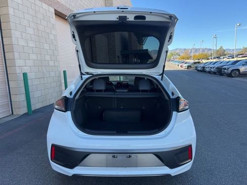 Used 2020 Hyundai Ioniq Limited image 28