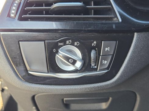 Used 2022 BMW 530e image 20