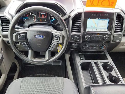 Used 2017 Ford F150 XLT w/ Equipment Group 302A Luxury image 11