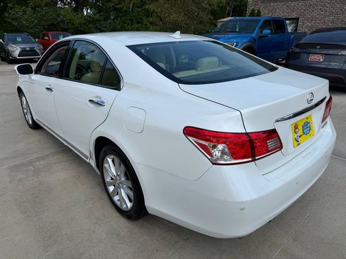 Used 2011 Lexus ES 350 FWD image 7