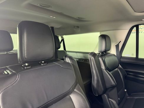 Used 2025 Ford Expedition Max Platinum image 27