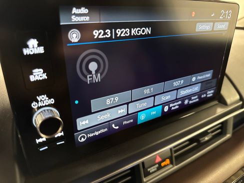Used 2025 Honda Pilot Elite image 17