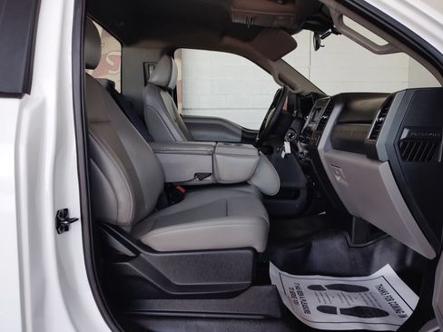 Used 2021 Ford F250 XL w/ Power Equipment Group RWD image 12