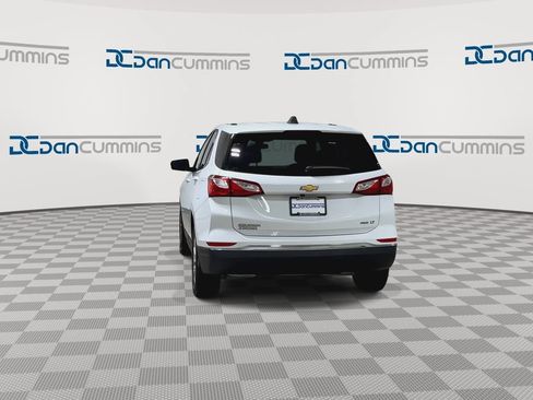 Used 2018 Chevrolet Equinox LT AWD/4WD image 8
