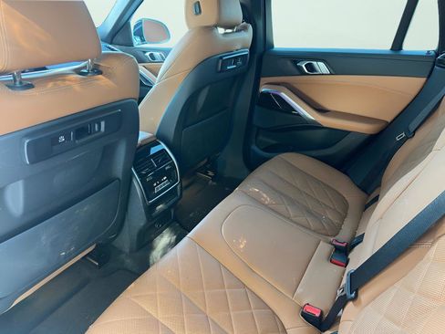 Used 2023 BMW X6 xDrive40i w/ Premium Package image 16