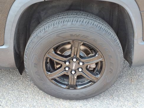Used 2020 GMC Acadia AT4 AWD/4WD image 10
