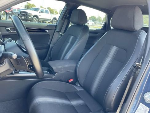 Used 2025 Honda Civic Sport image 14