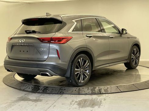 Used 2021 INFINITI QX50 Luxe w/ Appearance Package image 7