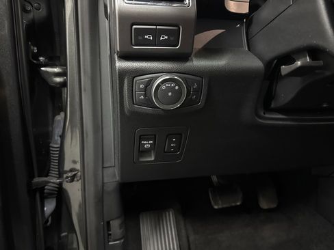 Used 2019 Ford F150 XLT w/ Equipment Group 302A Luxury image 33