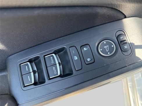 Used 2023 Honda Civic Sport image 17