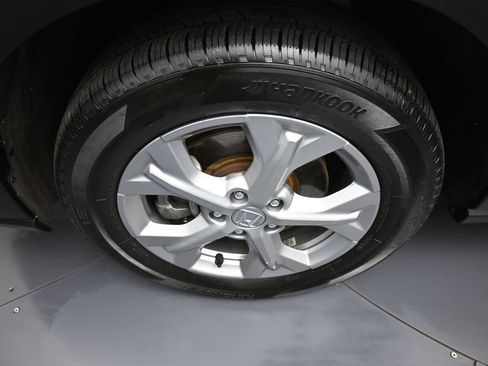 Certified 2025 Honda HR-V LX image 14
