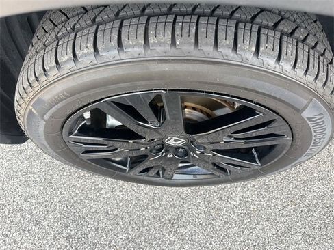 Used 2021 Honda Pilot Black Edition image 17