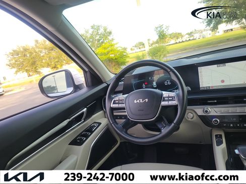 Certified 2025 Kia Telluride S FWD image 23