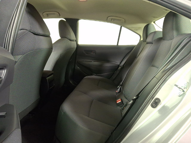 Used 2022 Toyota Corolla LE w/ Carpet Mat Package (TMS) FWD image 13