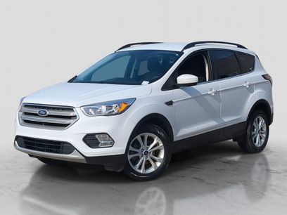 Used 2018 Ford Escape SE w/ SE Sync 3 Package