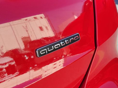 Used 2023 Audi Q3 2.0T Premium w/ 19" Wheel Package image 8