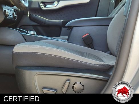 Certified 2020 Ford Escape SE image 23