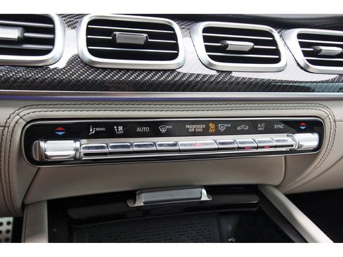 Used 2025 Mercedes-Benz GLS 63 AMG 4MATIC image 21