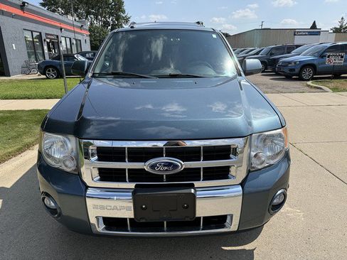 Used 2011 Ford Escape Limited w/ 302A Rapid Spec Order Code AWD/4WD image 2