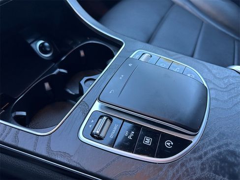 Used 2021 Mercedes-Benz GLC 300 GLC 300 image 14