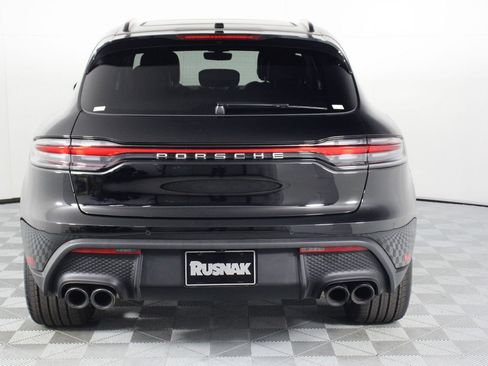 Certified 2026 Porsche Macan AWD/4WD image 6