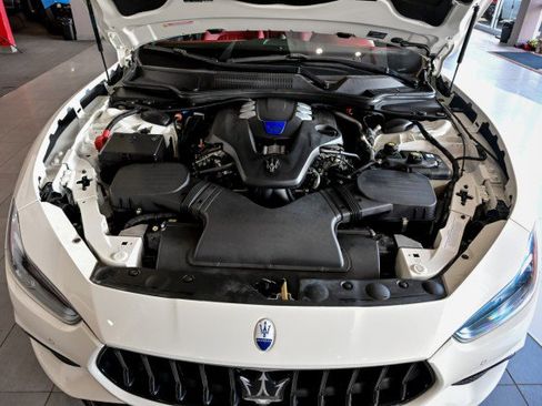 Used 2022 Maserati Ghibli Modena Q4 image 48