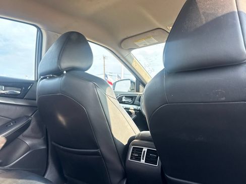Used 2021 Nissan Maxima 3.5 SV w/ Floor Mat Group FWD image 32