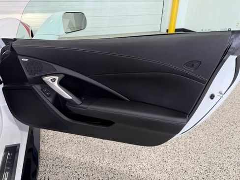 Used 2017 Chevrolet Corvette Stingray Coupe w/ Battery Protection Package RWD image 21
