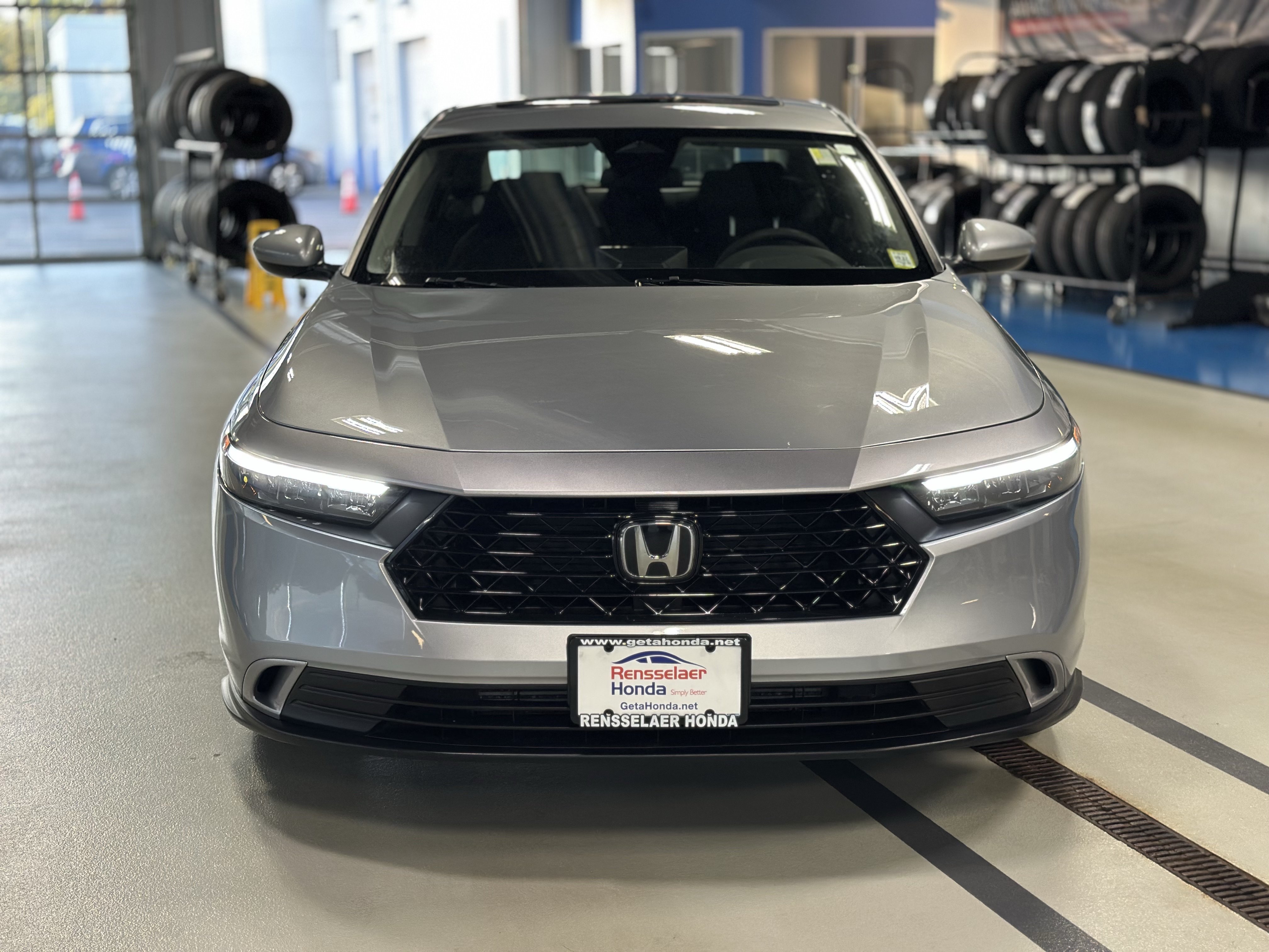 Used 2024 Honda Accord EX image 3