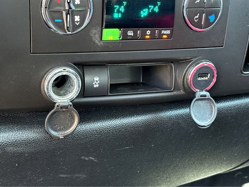 Used 2013 GMC Sierra 1500 SLE image 31