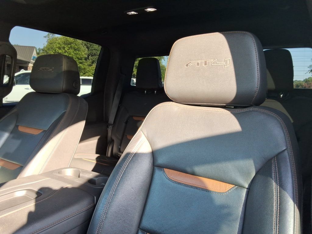 Certified 2022 GMC Sierra 1500 AT4 w/ AT4 Premium Package AWD/4WD image 26