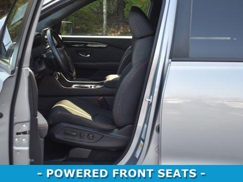 Certified 2023 Honda Pilot Sport image 4