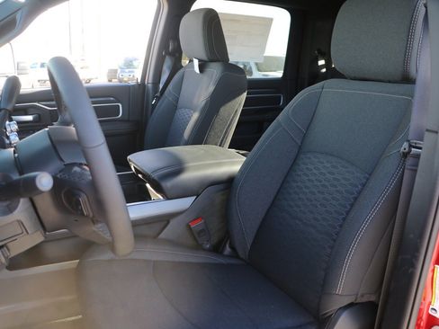 New 2026 RAM 2500 Big Horn AWD/4WD image 14