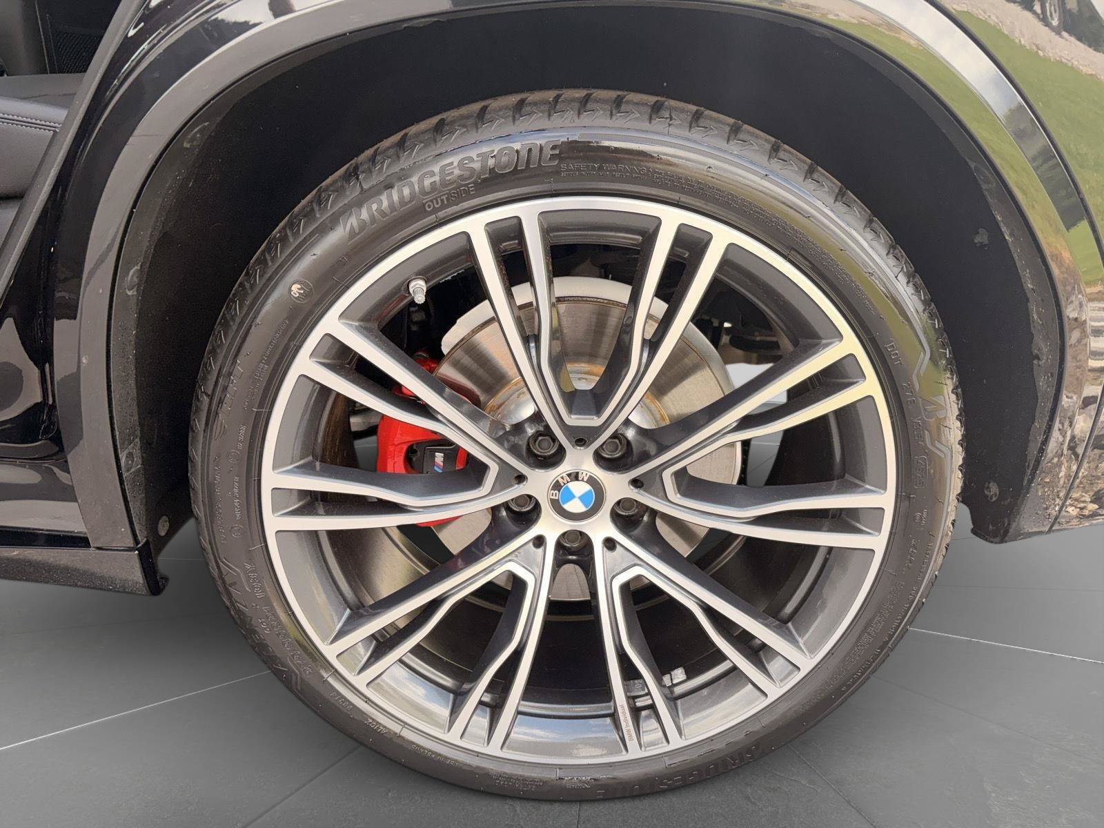 Used 2024 BMW X3 M40i w/ Parking Assistance Package AWD/4WD image 11