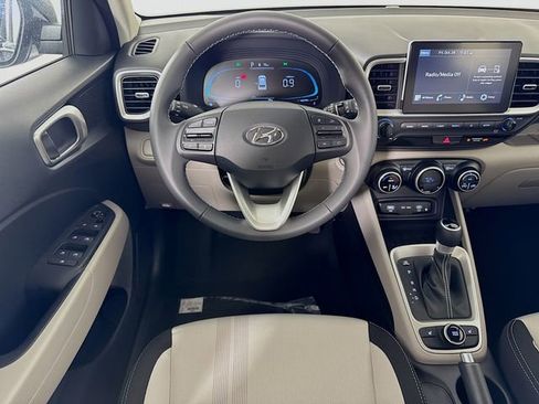 New 2026 Hyundai Venue SEL FWD image 36