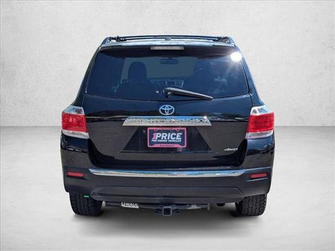 Used 2012 Toyota Highlander SE w/ Tow Pkg AWD/4WD image 7