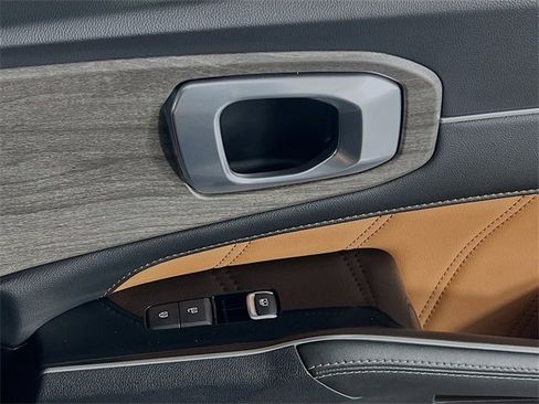 Used 2022 Kia Sorento SX Prestige w/ Rust Color Package image 31