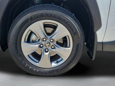 Certified 2025 Toyota RAV4 LE AWD/4WD image 25