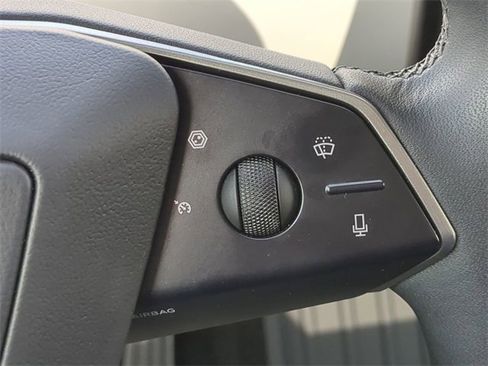 Used 2024 Tesla Cybertruck AWD Crew Cab image 27