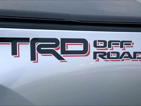 Used 2021 Toyota Tacoma TRD Off-Road w/ Technology Package image 30