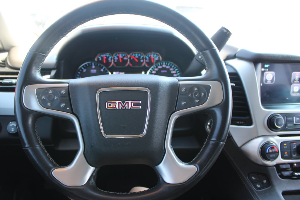 Used 2020 GMC Yukon XL SLT w/ Open Road Package AWD/4WD image 41