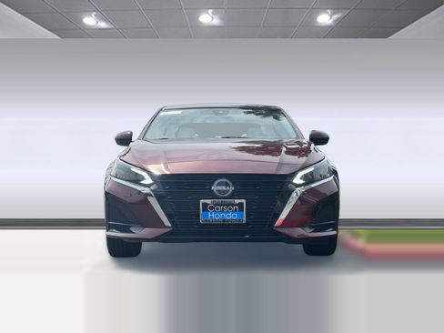 Used 2023 Nissan Altima 2.5 SV image 5
