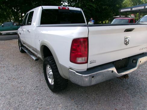 Used 2010 Dodge Ram 2500 Truck Laramie AWD/4WD image 10